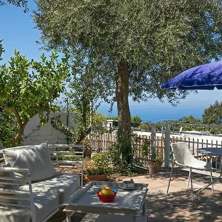 Romano, 3* Anacapri (Isola di Capri)