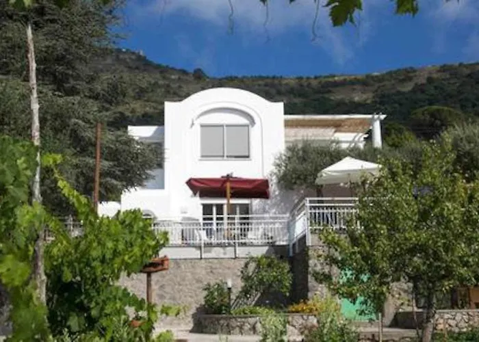 Beb Casa Bed and breakfast 4*