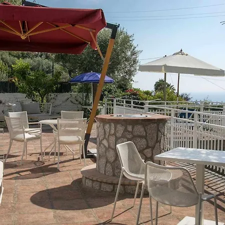 B&B Romano, 아나카프리